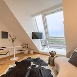 Josef\'S Home I Penthouse Mit Balkon & Stadtblick