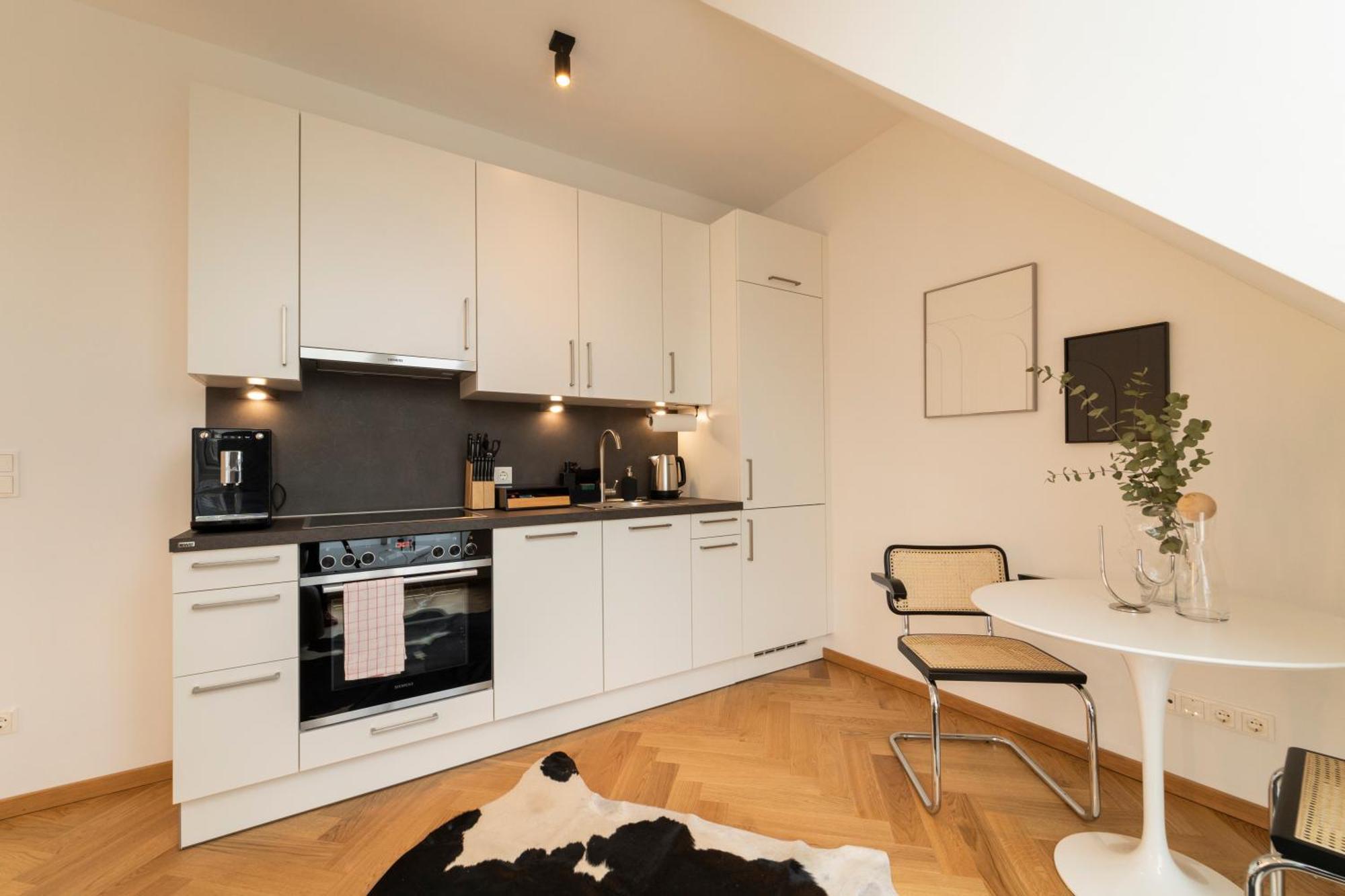Apartment Josef'S Home I Penthouse Mit Balkon & Stadtblick Wien